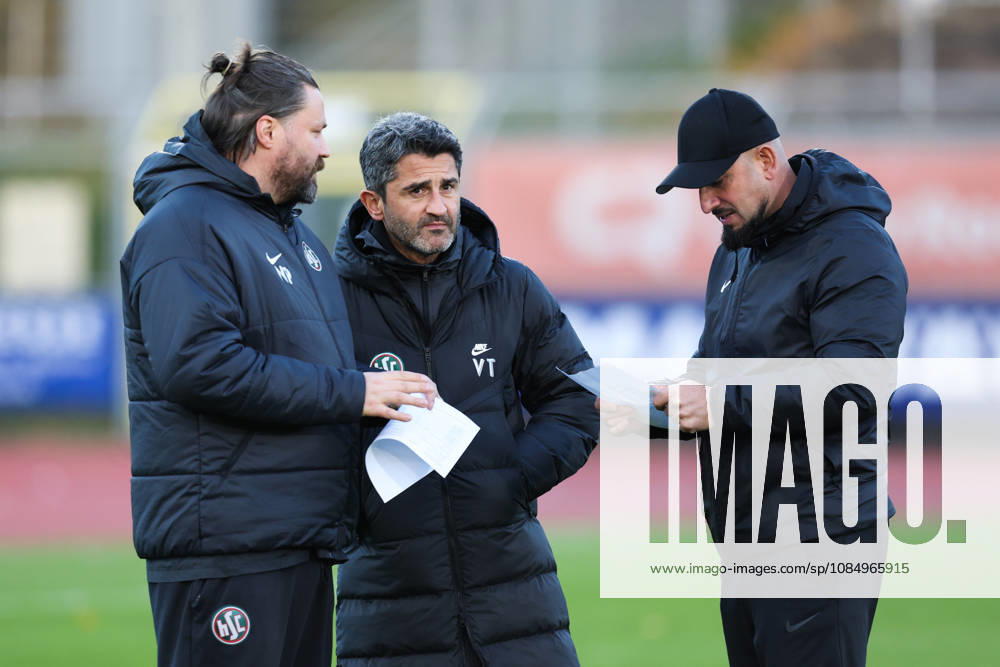 Soccer, Men s, Regionalliga Nord, Matchday 15, VfB Oldenburg vs. HSC Hannover, Coach Vural Tasdelen, HSC Hannover