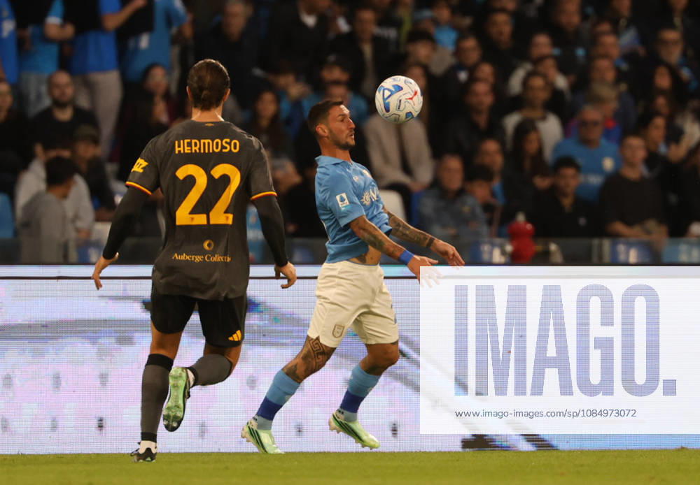 Matteo Politano OF SSC Napoli during the football match on 24 10 2026â€part of the 2026 27 Italian Serie A championshipâ€held in Naples at the Stadio Diego Armando Maradona between SSC Napoli and AS Roma Napoli ITALIA - ZUMAs236 20261024_aap_s236_062