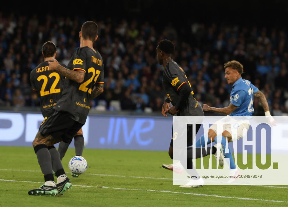 Noa Lang OF SSC Napoli during the football match on 24 10 2026â€part of the 2026 27 Italian Serie A championshipâ€held in Naples at the Stadio Diego Armando Maradona between SSC Napoli and AS Roma Napoli ITALIA - ZUMAs236 20261024_aap_s236_067