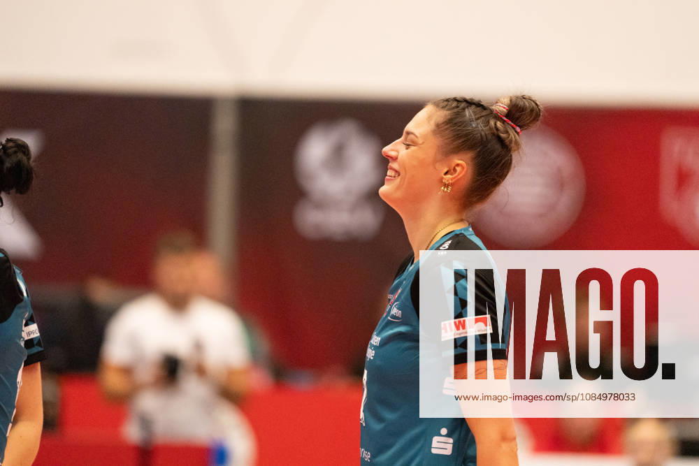 Pictured: Mette Marleen Pfeffer, 12, Dresdner SC, October 24, 2026; Dresdner SC Binder Blaubären vs. TSV Flacht, DEKRA 1 Bundesliga Women, Volleyball, Germany, Dresden, Cyberport Arena