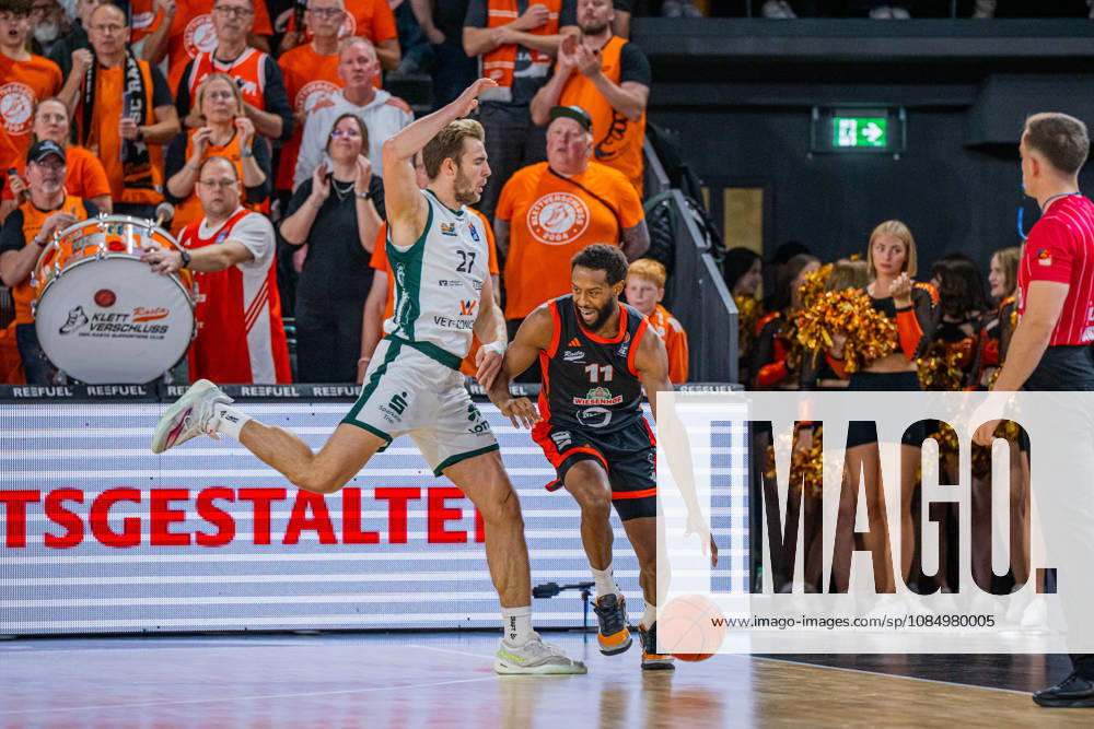 1st Basketball Bundesliga, easyCredit BBL, 2026–2027 Season, Men s Division, Regular Season, Matchday 6, October 24, 2026, RASTA Vechta vs. VET CONCEPT Gladiators Trier, Matt Lewis 11, RASTA Vechta in action, Vechta RASTA Dome, Lower Saxony, Germany