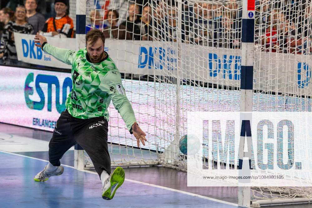 Goalkeeper Andreas Wolff of THW Kiel, 33, making a save (GER), HC Erlangen vs. THW Kiel, Handball, Opel Handball Bundesliga, Matchday 10, 2026–2027 season, October 24, 2026 (GER), HC Erlangen vs. THW Kiel, handball, Opel Handball Bundesliga, Matchday 10, 2026–2027 season, October 24, 2026, Nuremberg