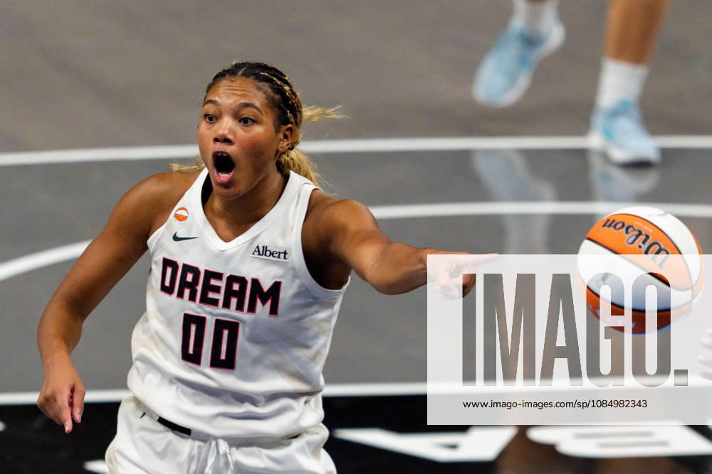 Golden State Valkyries v Atlanta Dream ATLANTA, GA - OCTOBER 24: Naz Hillmon 00 of the Atlanta Dream reacts during a game four of the WNBA, Basketball Damen, USA Finals between Golden State Valkyries and Atlanta Dream at State Farm Arena on October 24, 2026 in Atlanta, Georgia. Atlanta State Farm Arena GA United States