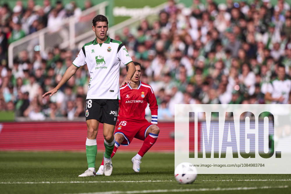 Real Racing Club de Santander v RCD Espanyol de Barcelona - LaLiga EA Sports 2026 27 Matteo Prati of Real Racing Club controls the ball during the LaLiga EA Sports match between Real Racing Club and RCD Espanyol at Campos de El Sardinero in Santander, Spain, on October 24, 2026. Santandrer Spain