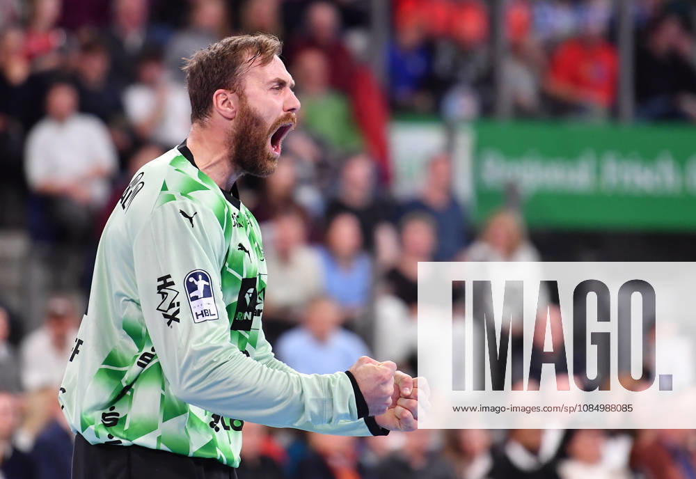 2 Handball 1st Bundesliga DAIKIN HBL 2026–2027 Season, Matchday 10: HC Erlangen, Nuremberg Metropolitan Region, HCE, THW Kiel, OGo Andreas Wolff 33, THW Kiel, Celebration, Joy