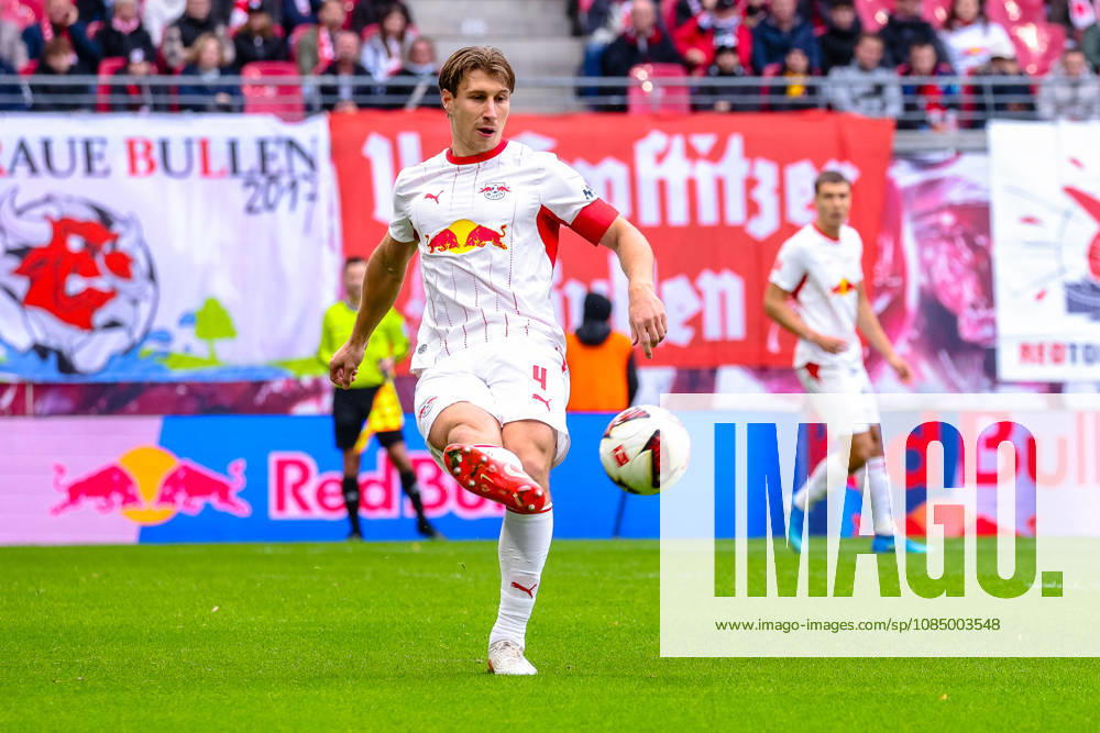 Willi Orban of RB Leipzig, No. 04, plays the ball; GER, RB Leipzig vs. SV Elversberg, soccer, Bundesliga 1 Men, Matchday 7, 2026–2027 season, October 24, 2026. DFL regulations prohibit any use of photographs as image sequences and or quasi-video. GER, RB Leipzig vs. SV Elversberg, soccer, 1. Bundesliga Men, Matchday 7, 2026–2027 season, October 24, 2026, Leipzig
