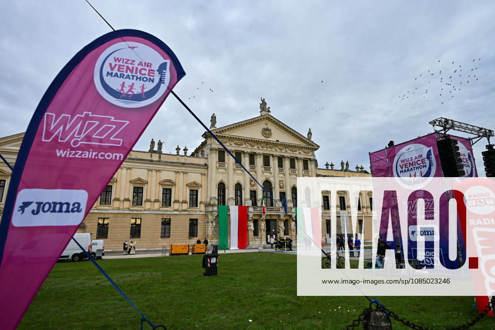 TRACK AND FIELD - Marathon - 40th Venice Marathon 2026 Photo by IPA ABACAPRESS.COM90160962 - General view of the Monumental Royal Villa of Stra during the 40th Venice Marathon in 2026, a marathon race in Venice, Italy, on October 25, 2026 Venice Italy