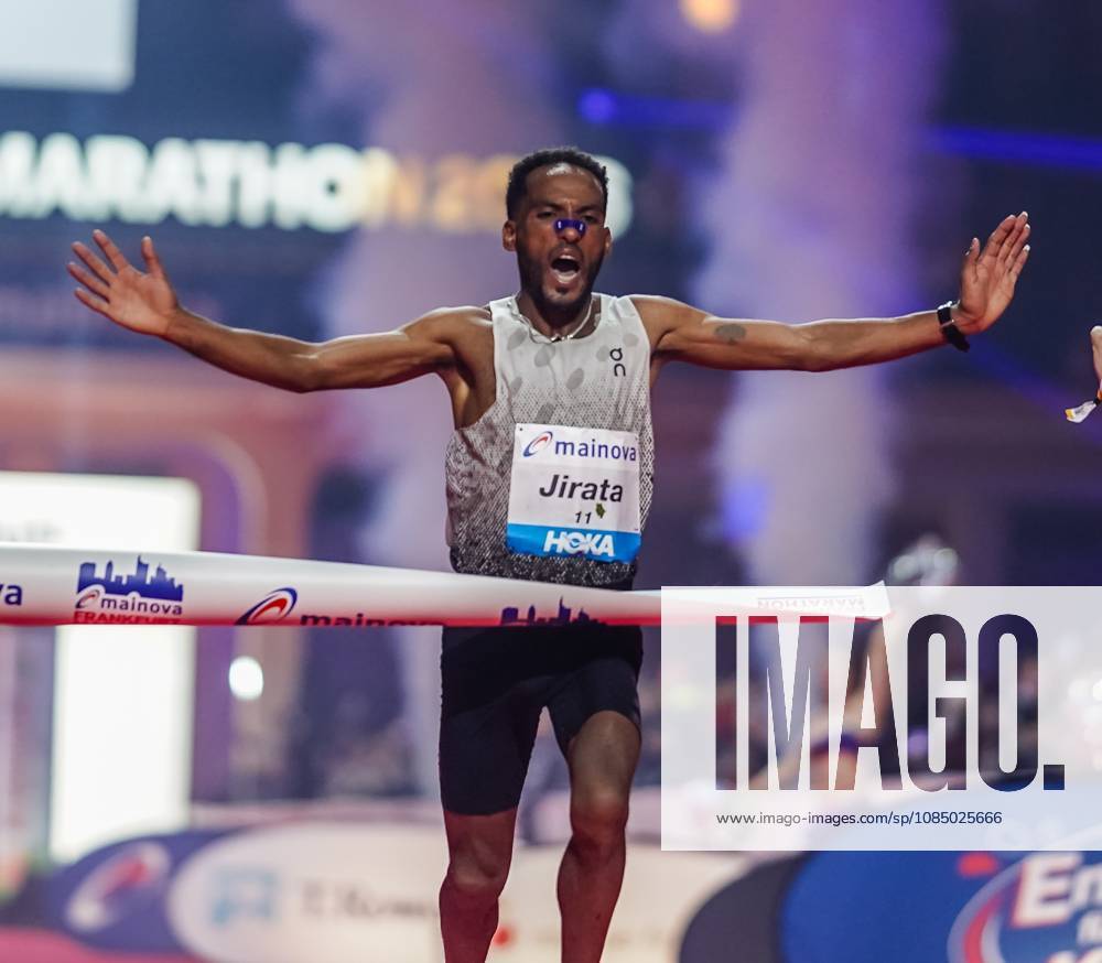 Ethiopian runner Jirata Dinki wins the Mainova Frankfurt Marathon with a winning time of 2:05:26. Finish line and cheers at the Frankfurt Festhalle, October 25, 2026. Ethiopian runner Jirata Dinki wins the Mainova Frankfurt Marathon with a winning time of 2:05:26. Finish line and cheers at the Frankfurt Festhalle. Frankfurt Festhalle, Hesse, Germany JRW01910