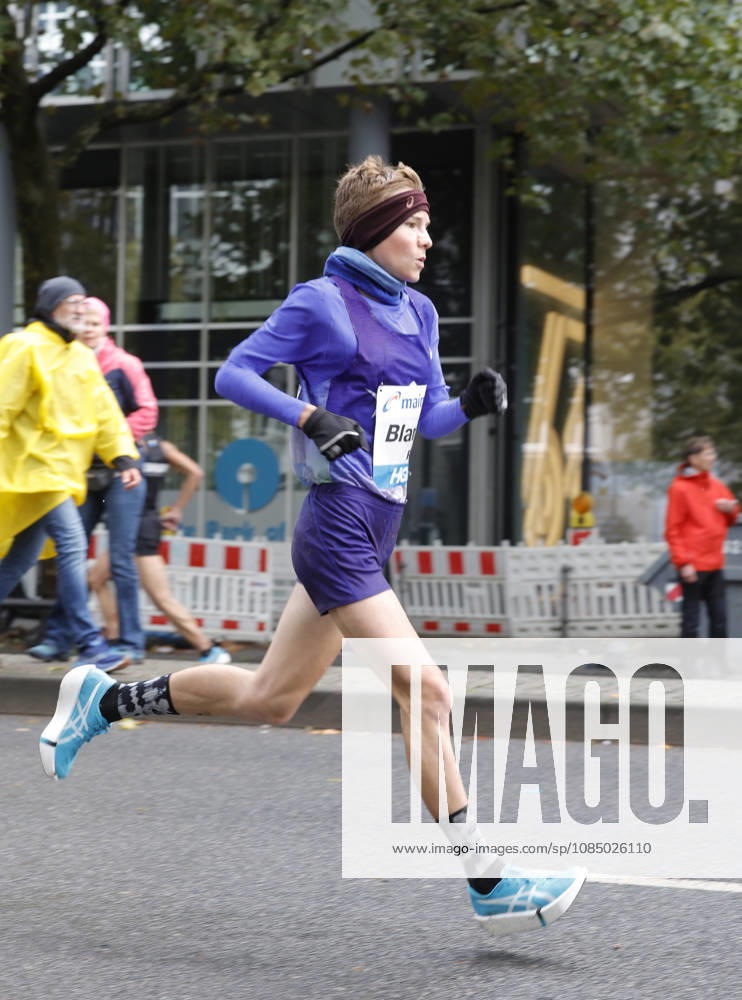 Track and Field 43 Mainova Frankfurt Marathon: Blanka Dörfel takes second place Berlin 2:20:46 Frankfurt am Main, Hesse, Germany