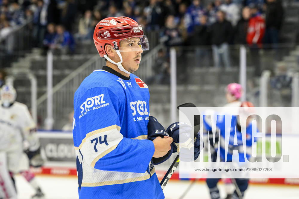 V l Conner Bunnaman, Schwenninger Wild Wings, GER, Villingen-Schwenningen, ice hockey, DEL 1, Schwenninger Wild Wings vs. Eisbären Berlin, at the Helios Arena, October 25, 2026,
