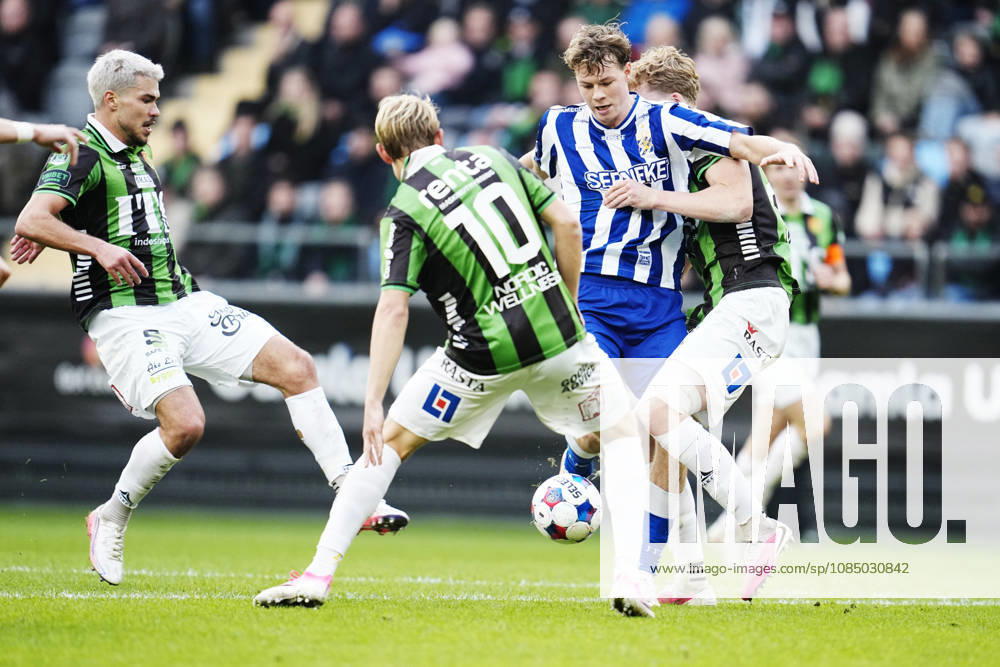 BORAS, SWEDEN 20261025 IFK Göteborg s Alexander Simmelhack in a duel with GAIS s William Milovanovic, Henry Sletsjoe and Filip Beckman during Sunday’s Allsvenskan soccer match between GAIS and IFK Göteborg at Gamla Ullevi, BORAS, SWEDEN