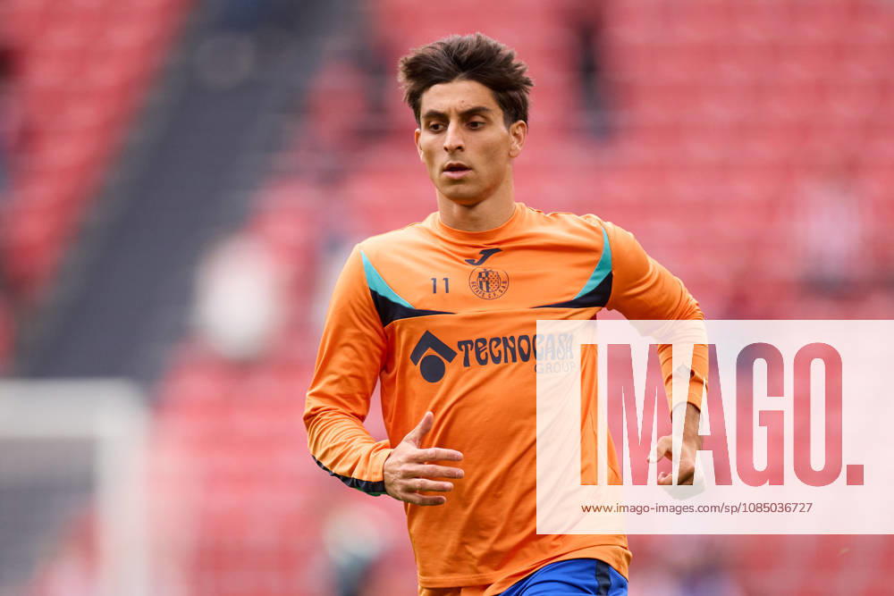 Ramon Terrats of Getafe CF warms up prior to the LaLiga EA Sports match between Athletic Club and Getafe CF at San Mames on October 25, 2026, in Bilbao, Spain. Athletic Club V Getafe CF - LaLiga EA Sports - ZUMAa181 20261025_zaa_a181_005