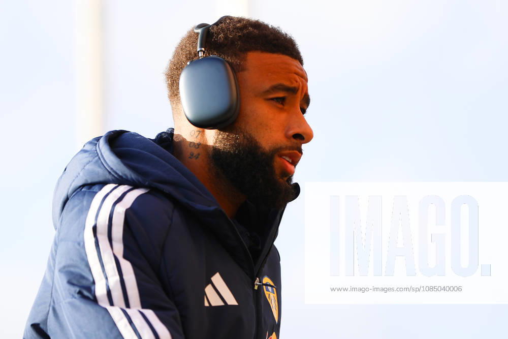 SUNDERLAND, ENGLAND, OCTOBER 25: Jayden Bogle of Leeds United arrives prior to the Premier League 2026-27 match between Sunderland AFC and Leeds United at the Stadium of Light on October 25, 2026 in Sunderland, England. (Photo by Zach Forster Sports Press Photo)