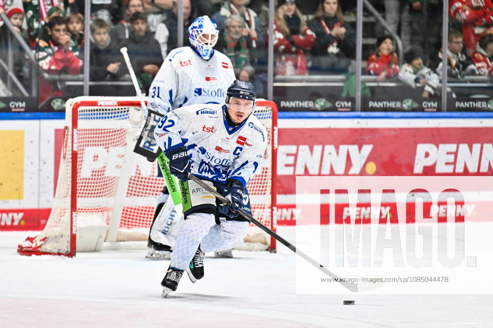 Penny DEL Augsburg Panthers vs. Straubing Tigers, October 25, 2026, AUGSBURG, GERMANY October 25: Marcel BRANDT of the Straubing Tigers with the puck during the Penny DEL game between the Augsburger Panther and the Straubing Tigers on Matchday 12 at Curt Frenzel Stadium