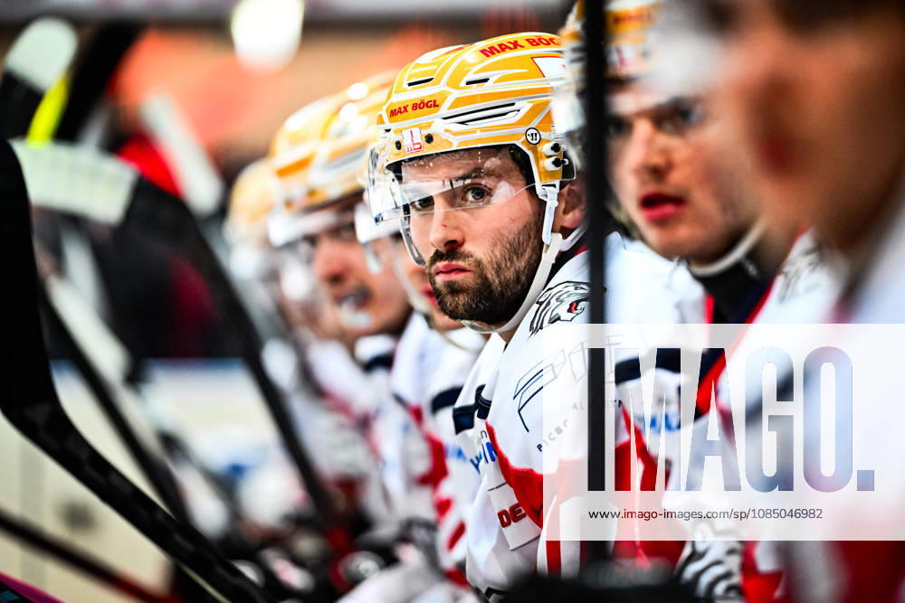 Evan Barratt, Nuremberg Ice Tigers, 10, GER, Iserlohn Roosters vs. Nuremberg Ice Tigers, Ice Hockey, Penny DEL, Matchday 12, 2026–2027 Season, October 25, 2026, GER, Iserlohn Roosters vs. Nuremberg Ice Tigers, Ice Hockey, Penny DEL, Matchday 12, 2026–2027 Season, October 25, 2026, Iserlohn
