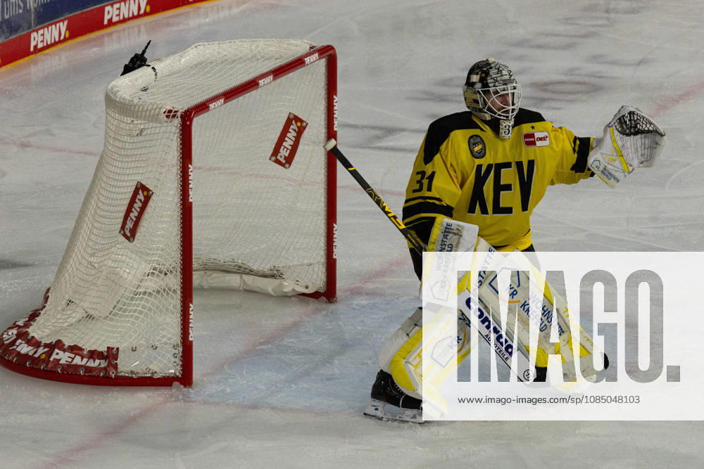 PENNY DEL 2026–2027, Game 12: Krefeld Pinguine vs. EHC Red Bull Munich Pictured: Goaltender Felix Bick, KEV, YAYLA ARENA, North Rhine-Westphalia