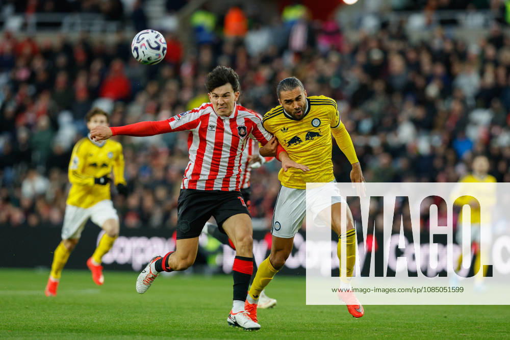 Sunderland v Leeds United, Premier League Luke O’Nien of Sunderland battles with Dominic Calvert-Lewin of Leeds United during the Sunderland v Leeds United Premier League match at the Stadium of Light, Sunderland, England on 25 October 2026 Credit: Craig Cowan Every Second Media Editorial use only. All images are copyright Every Second Media Limited. No images may be reproduced without prior permission. All rights reserved. Premier League and Football League images are subject to licensing agreements with Football DataCo Limited. see https: www.football-dataco.com