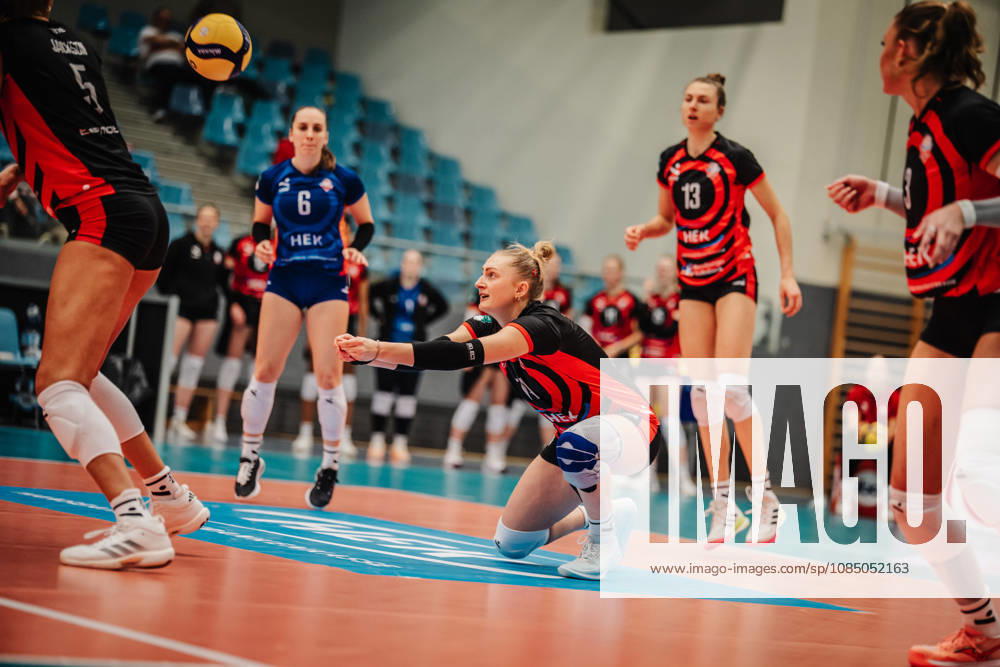 Women s Volleyball, 2026–2027 Season, DEKRA 1 Volleyball Bundesliga: ETV Hamburger Volksbank Volleys vs. USC Münster, October 25, 2026; Fiona Dittmann 14, ETV Hamburger Volksbank Volleys, reception, Hamburg CU Arena, Hamburg, Germany