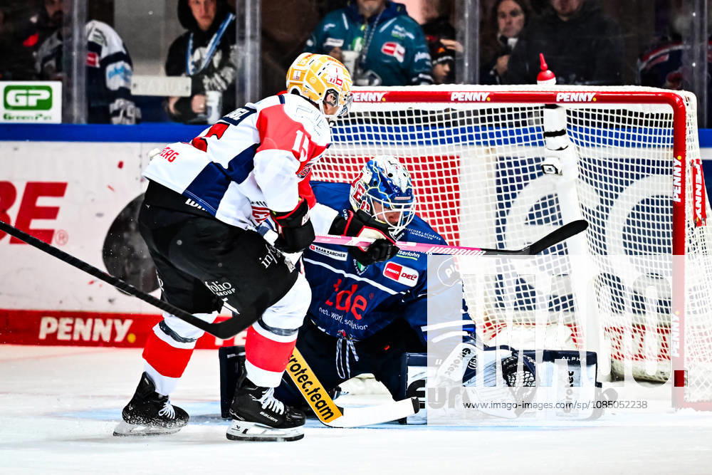 Hendrik Hane, Iserlohn Roosters, 32; Colin Ugbekile, Iserlohn Roosters, 79; Nikolaus Heigl, Nuremberg Ice Tigers, 15, GER, Iserlohn Roosters vs. Nuremberg Ice Tigers, Ice Hockey, Penny DEL, Matchday 12, 2026–2027 Season, October 25, 2026, GER, Iserlohn Roosters vs. Nuremberg Ice Tigers, Ice Hockey, Penny DEL, Matchday 12, 2026–2027 Season, October 25, 2026, Iserlohn