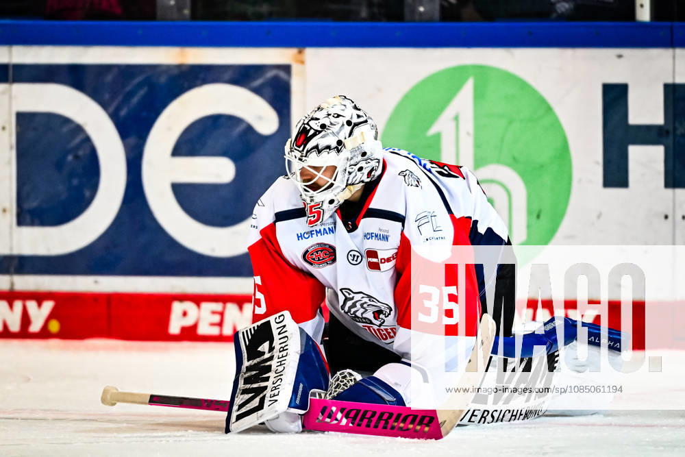 Luis Janett, Nuremberg Ice Tigers, 35, GER, Iserlohn Roosters vs. Nuremberg Ice Tigers, Ice Hockey, Penny DEL, Matchday 12, 2026–2027 Season, October 25, 2026, GER, Iserlohn Roosters vs. Nuremberg Ice Tigers, Ice Hockey, Penny DEL, Matchday 12, 2026–2027 Season, October 25, 2026, Iserlohn