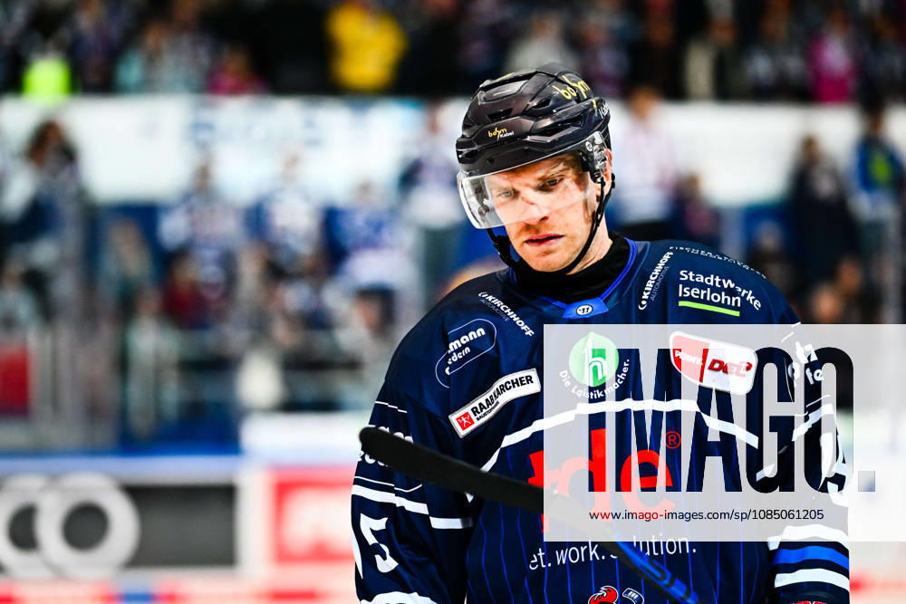 Joonas Nättinen, Iserlohn Roosters, 15, GER, Iserlohn Roosters vs. Nuremberg Ice Tigers, Ice Hockey, Penny DEL, Matchday 12, 2026–2027 Season, October 25, 2026, GER, Iserlohn Roosters vs. Nuremberg Ice Tigers, Ice Hockey, Penny DEL, Matchday 12, 2026–2027 Season, October 25, 2026, Iserlohn