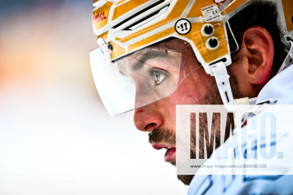 Evan Barratt, Nuremberg Ice Tigers, 10, GER, Iserlohn Roosters vs. Nuremberg Ice Tigers, Ice Hockey, Penny DEL, Matchday 12, 2026–2027 Season, October 25, 2026, GER, Iserlohn Roosters vs. Nuremberg Ice Tigers, Ice Hockey, Penny DEL, Matchday 12, 2026–2027 Season, October 25, 2026, Iserlohn