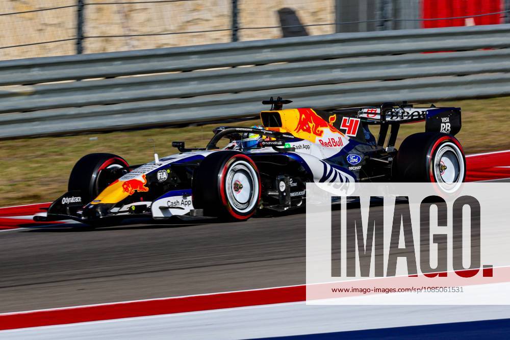 Arvid Lindblad from UK, driving the (41) Visa Cash App RB F1 Team VCARB 02 Red Bull Ford during United States Grand Prix - Austin - Saturday - Qualifying at Circuit of the Americas (COTA) in Austin. Italy - ZUMAm313 20261025_zsp_m313_174