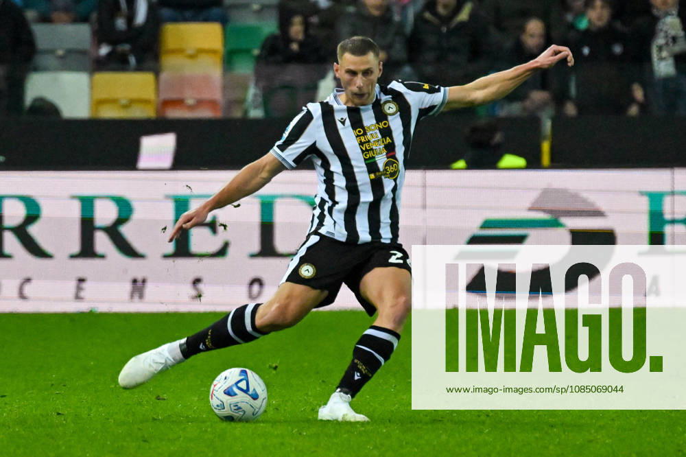 IPA90182915 - A shot of Udinese s Jakub Piotrowski during the Udinese Calcio vs. AC Milan Italian Serie A soccer match in Udine, Italy, on October 25, 2026