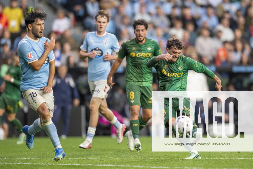 R.C. Celta vs. Real Betis in La Liga EA Sports,Matchday 10: Parrott of Real Betis in action during Matchday 10 of La Liga EA Sports, R.C. Celta vs. Real Betis on October 25, 2026, at Abanca Balaidos Stadium in Vigo, Pontevedra, Spain