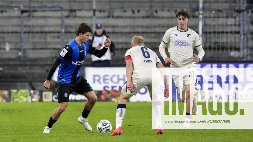 From left: Lovis Bierschenk, SV Waldhof, 7; Valentin Lässig, TSG II, 6, captain; Maximilian Theuer TSG II, 47, tackle, game scene, duel, tackle, tackling, dynamic, action, 10 25 2026, Mannheim, Germany, soccer, 3rd Division, SV Waldhof Mannheim vs. TSG 1899 Hoffenheim II, DFB and DFL regulations prohibit any use of photographs as image sequences and or quasi-video