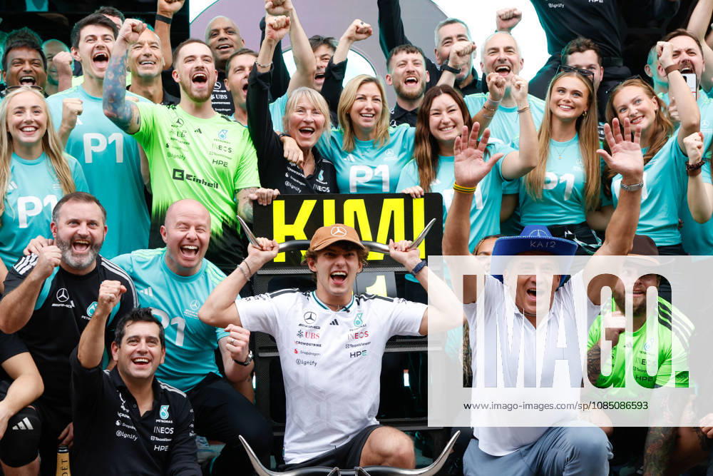 Formula One Grand Prix USA - Race Kimi Antonelli and the Mercedes-AMG Petronas team celebrate in the paddock after winning first place in the Formula 1 MSC Cruises United States Grand Prix at Circuit of the Americas in Austin, Texas, United States, on October 25, 2026. Austin Texas United States