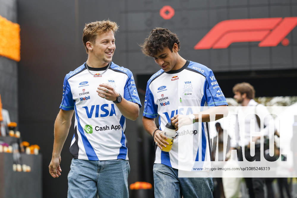 F1 - MEXICO CITY GRAND PRIX 2026 LAWSON Liam (nzl), Visa Cash App RB F1 Team VCARB03, LINDBLAD Arvid (gbr), Visa Cash App RB F1 Team VCARB03, portrait during the 2026 Formula 1 Mexico City Grand Prix, 19th round of the 2026 Formula One World Championship, WM, Weltmeisterschaft from October 30 to November 1, 2026 on the Autodromo Hermanos Rodriguez, in Mexico City, Mexico - Mexico CityMexico