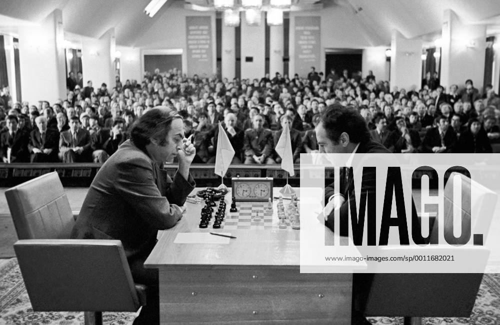 Mikhail Tal (L) and Lev Polugaevsky are pictured during a match. TASS_1232712