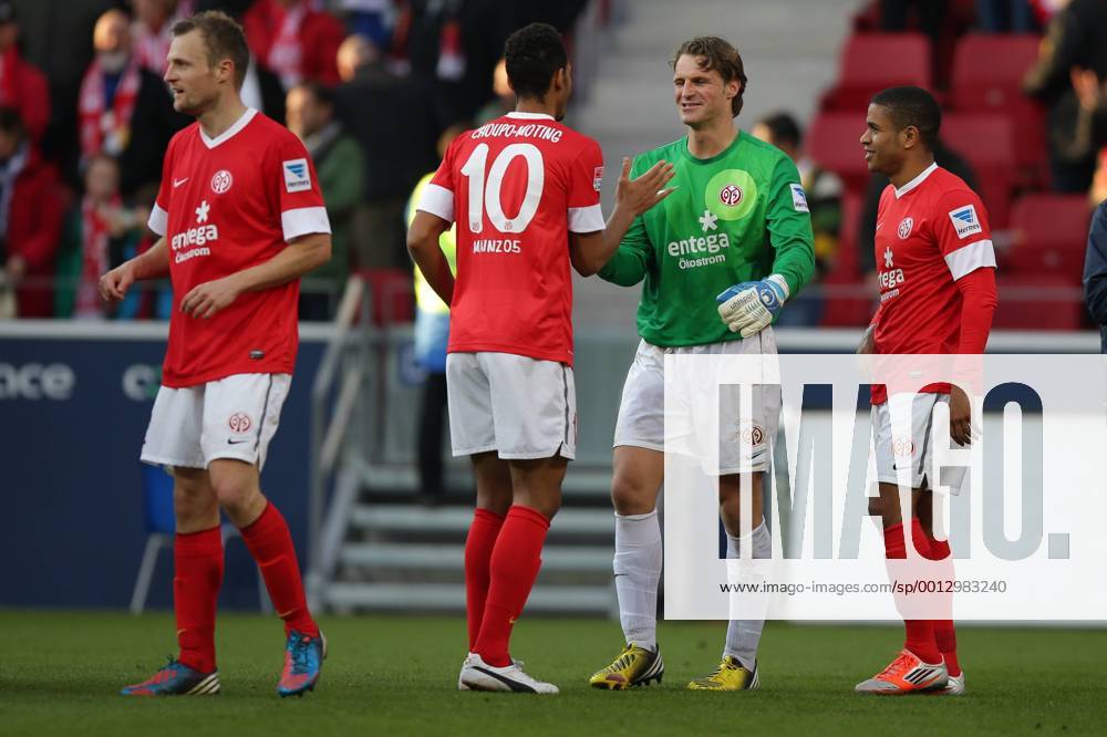 Fussball Bundesliga FSV Mainz 05 - Bayer 04 Leverkusen Spieltag 25 Fussball Maenner Saison 2012 13 Jubel Christian WETKLO (Torwart, Torhueter FSV Mainz 05 - 29) - Eric Maxim CHOUPO-MOTING (FSV Mainz 05 - 10)