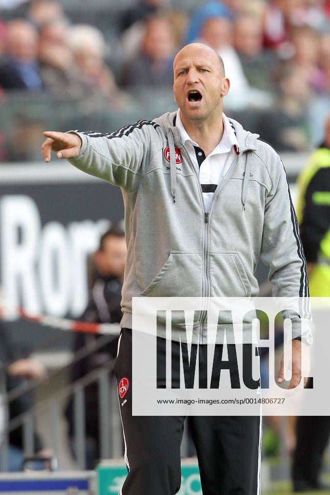Fussball, 1.Bundesliga, Eintracht Frankfurt vs 1.FC Nürnberg, Spieltag 9, 19.10.2013 Im Roger Prinzen Trainer 1. FC Nürnberg EP_mkr