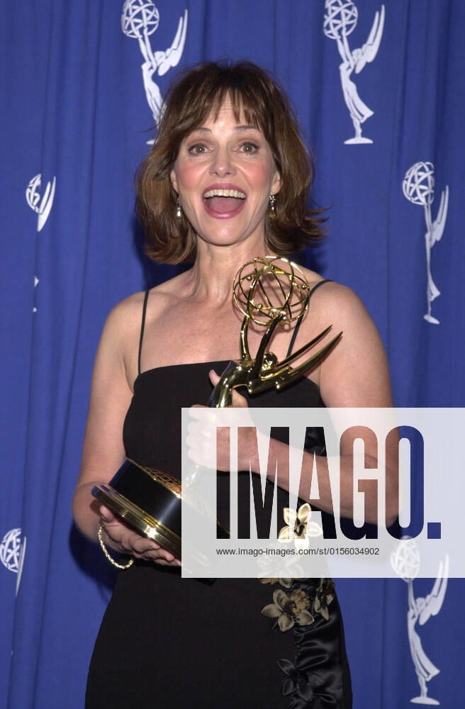 SALLY FIELD at the 2001 Creative Arts Emmy Awards, Pasadena Civic Auditorium, 09-08-01 , 10559304.jpg, female, earrings, black, brunette, formalwear, star, entertainment, person, popular, fame,
