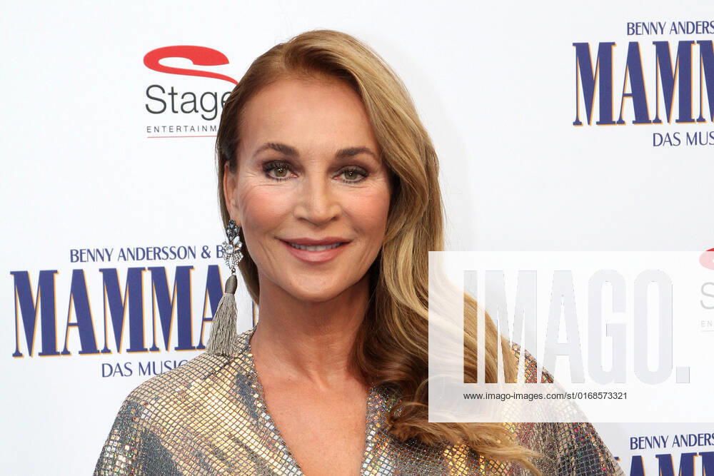Caroline Beil at the gala premiere of the musical Mamma Mia on 11 09 2022 in Hamburg Mamma Mia is back the success musical celebrates large gala premiere in Hamburg
