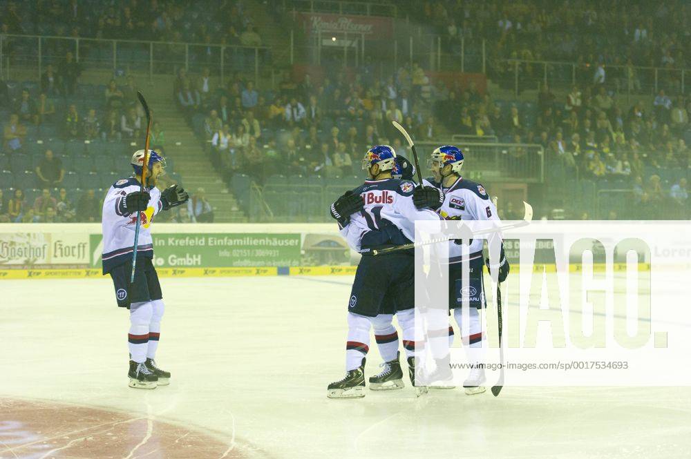 Krefeld, Deutschland 19. September 2014: 1. Bundesliga 14 15 - Krefeld Pinguine vs. EHC Red Bull Muenchen. ot