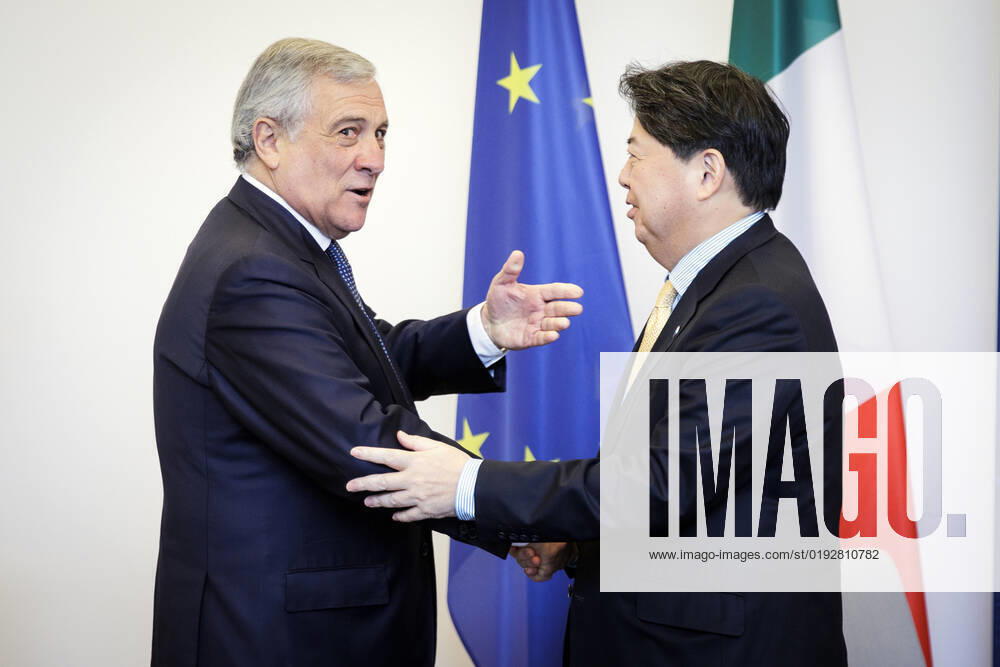 L R Antonio Tajani, Minister of Foreign Affairs of Italy, and Yoshimasa Hayashi, Minister of Foreign Affairs of Japan, recorded during bilateral talks at the G7 meeting in Muenster, 04 11 2022 Muenster Germany