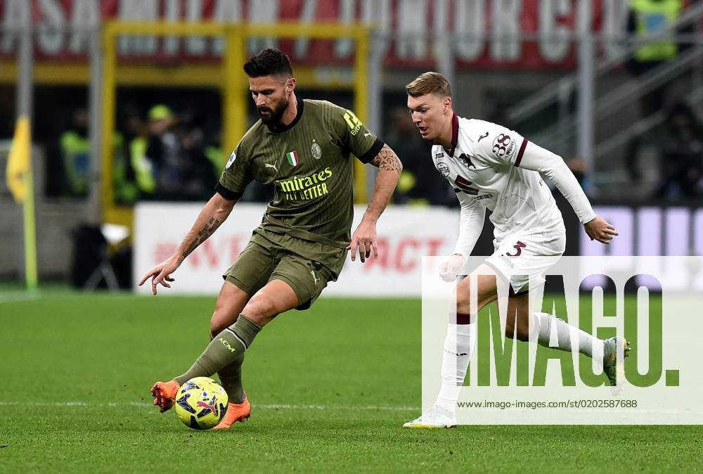 Photo IPP Paolo Bona Milan 10 02 2023 Serie A Football Championship season 2022 2023 Milan Turin In the photo Olivier Giroud and Perr Schuurs Italy Photo Press Worldwide Copyright 0