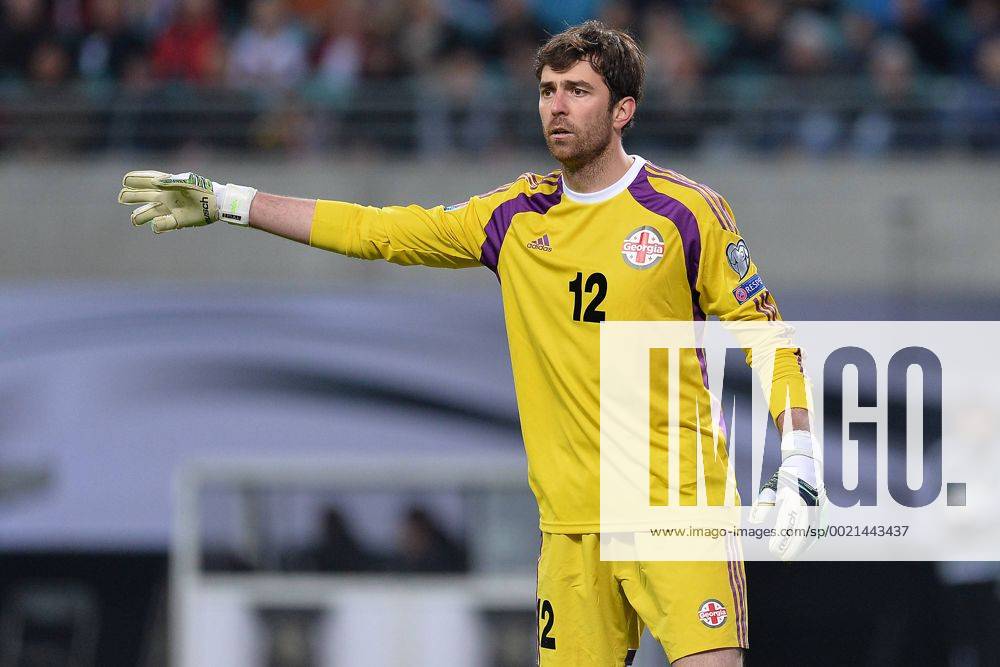 Fußball EM-Qualifikation Deutschland - Georgien am 11.10.2015 in der Red Bull Arena in Leipzig Nukri Revishvili ( Georgien )