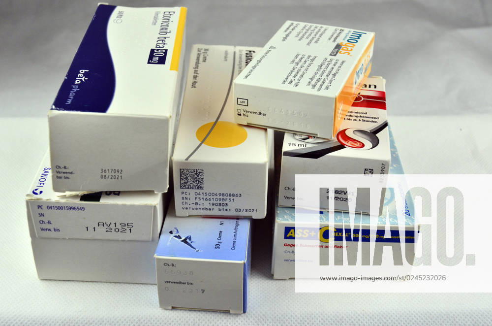 Symbol photo Expired medication much longer usable than indicated on package, medic