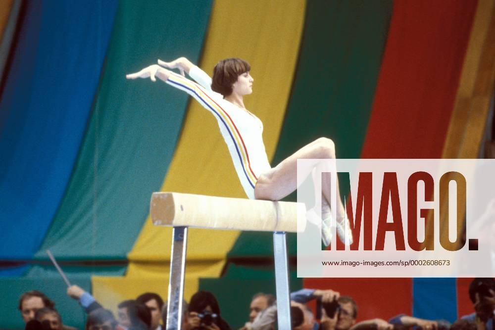 Nadia Comaneci (Rumänien) - Schwebebalken Turnen OS Sommer Damen Olympische Spiele Moskau 1980, Sommerspiele, Geräteturnen, Kunstturnen Einzelbild Moskau Turnen OS Sommer Damen Olympische Spiele Moskau 1980, Sommerspiele, Geräteturnen, Kunstturnen Einzelbild Moskau