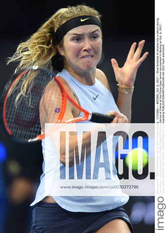 (171006) -- BEIJING, Oct. 6, 2017 -- Elina Svitolina of Ukraine hits a return during the women s singles quarter-final match against Caroline Garcia of France at the China Open tennis tournament in Beijing on Oct. 6, 2017. )(dx) (SP)CHINA-BEIJING-TENNIS-CHINA OPEN(CN) JuxHuanzong