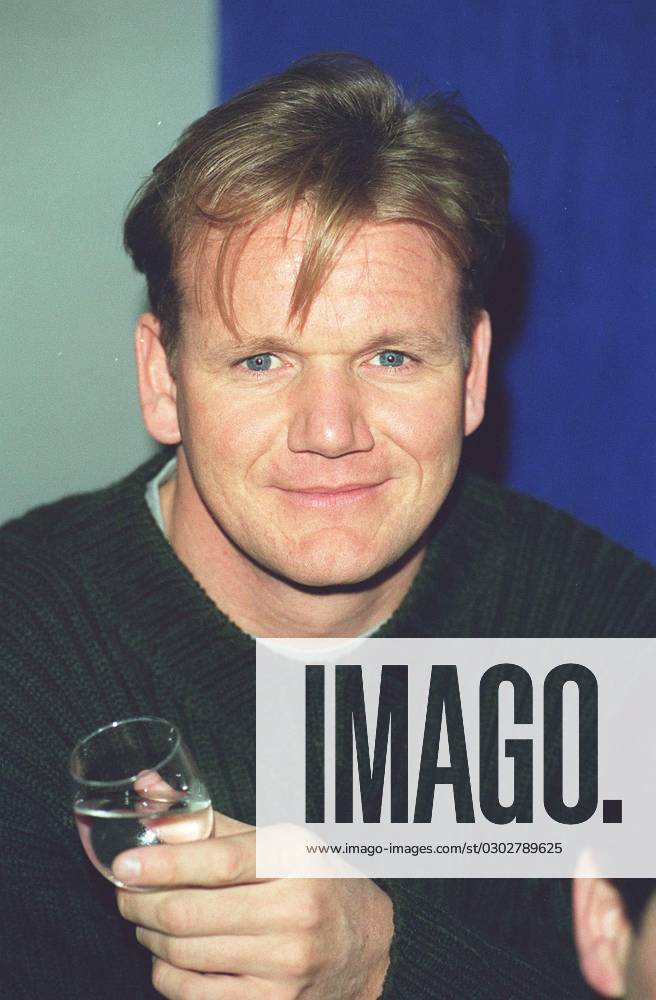 GORDON RAMSAY British Chef (Chef at the Aubergine restaurant in London) Seen at the launch of the 1997 Carlton London Restaurant Awards. COMPULSORY CREDIT: UPPA Photoshot Photo UKWT 012531 B-17 08.01.1997 GORDON RAMSAY British Chef (Chef at the Aubergine restaurant in London) Seen at the launch of the 1997 Carlton London Restaurant Awards. COMPULSORY CREDIT: UPPA Photoshot Photo UKWT 012531 B-17 08.01.1997, Credit: uppa.co.uk Avalon United Kingdom