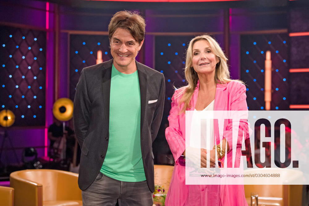MDR Riverboat host Matze Knop and host Kim Fisher on the occasion of the recording of the MDR talk show Riverboat on 08 09 2023 in the Mediacity Leipzig 20230908ADO0047