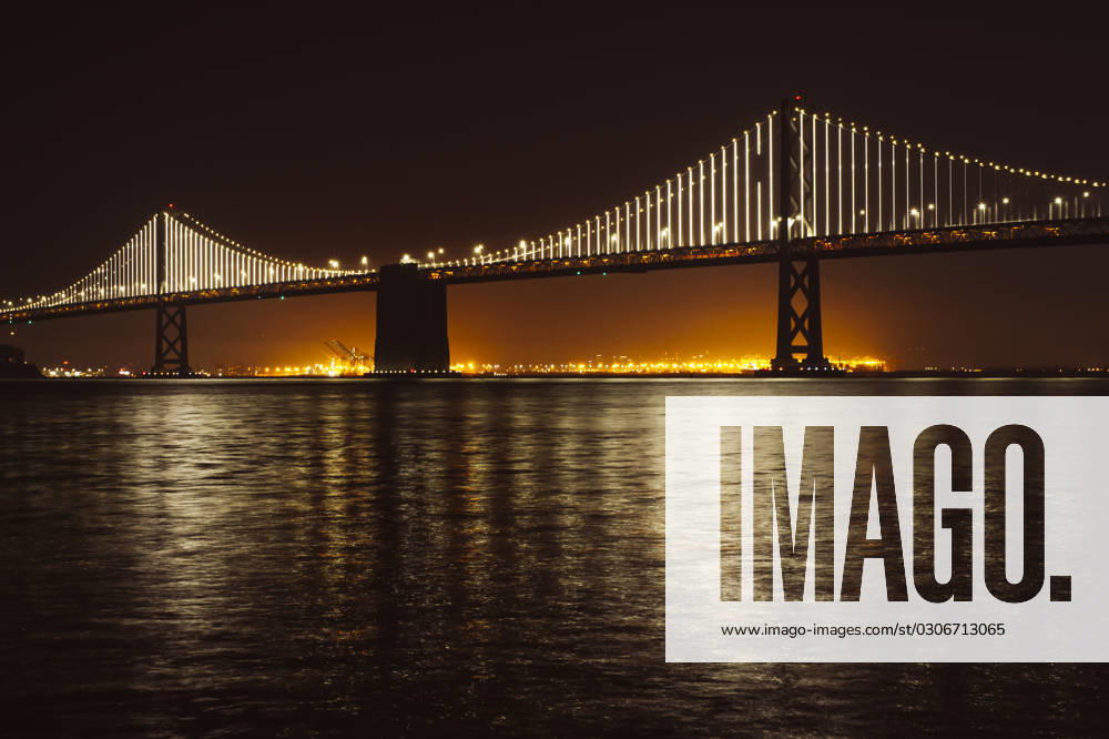 Night Light at San Francisco?Oakland Bay Bridge United States, California, San Francisco R_NPLO230928-1261010-01