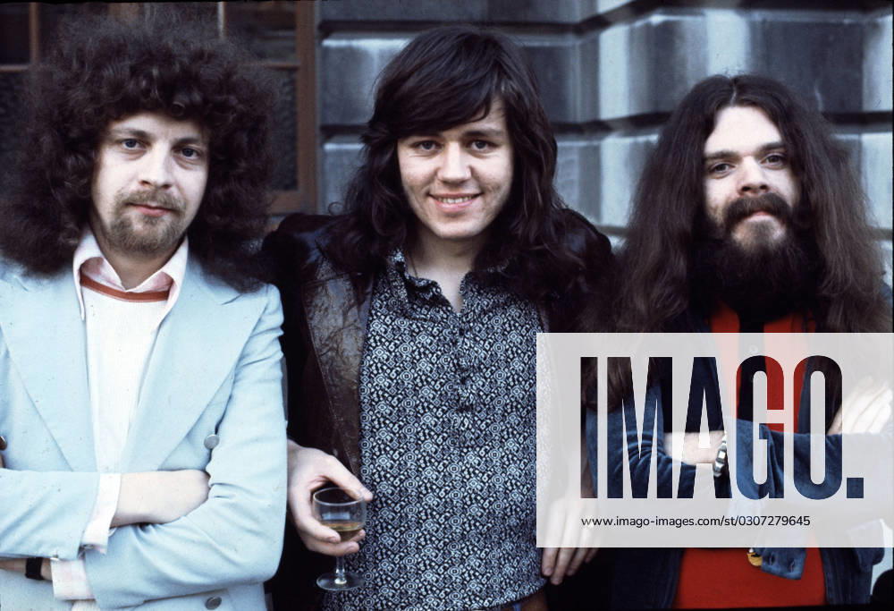Portrait of The Move The Move (Jeff Lynne, Bev Bevan and Roy Wood) photographed in 1970., Credit:Michael Putland Avalon U.K