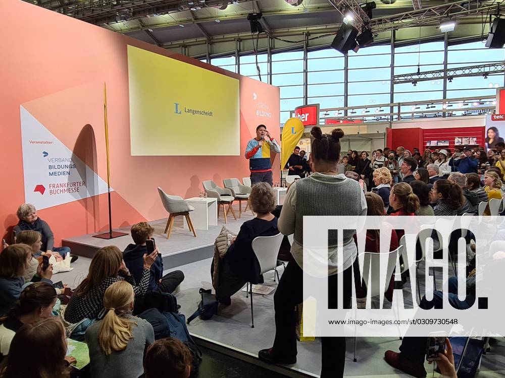 Frankfurt Book Fair 2023 Announcement of Youth Word of the Year Goofy at the Langenscheidt Verlag stand.