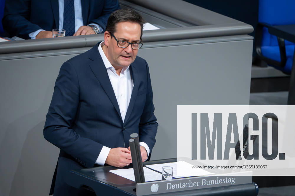 German Bundestag, 138th plenary session Markus Herbrand FDP in portrait during his speech on the agenda item Growth Opportunities Act at the 138th session of the German Bundestag in Berlin, 17 11 2023 Berlin Berlin Germany